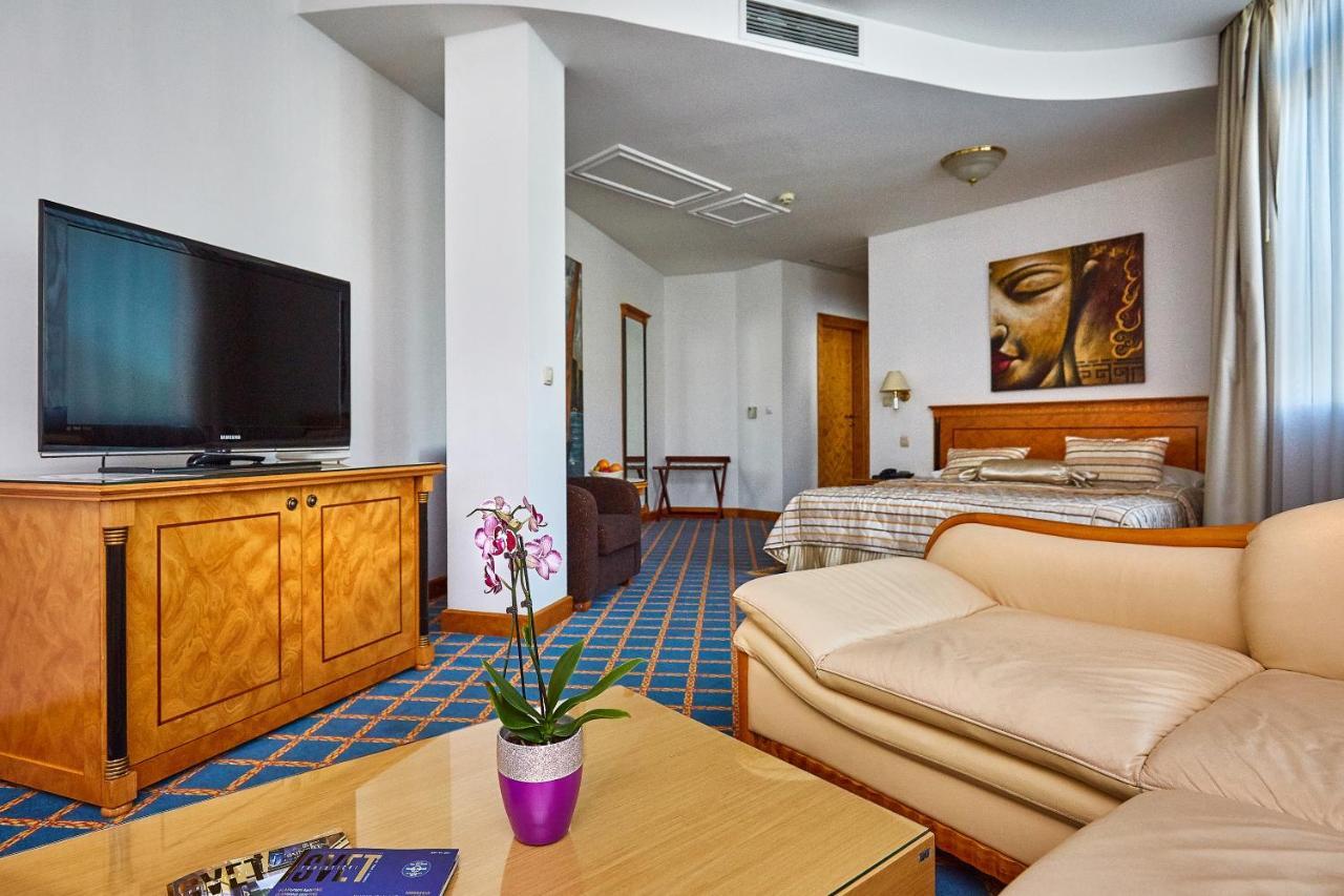 Garni Hotel Master Újvidék Kültér fotó